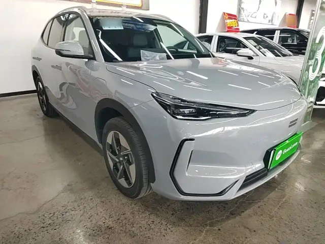 Geely Galaxy E5 — Фото автомобиля 3