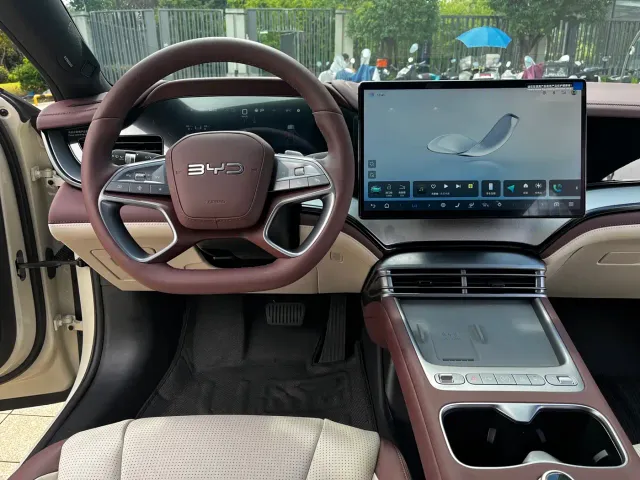 BYD Seal 07 DM-i — Фото автомобиля 6