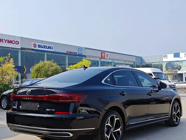 Volkswagen Passat — Фото автомобиля 7