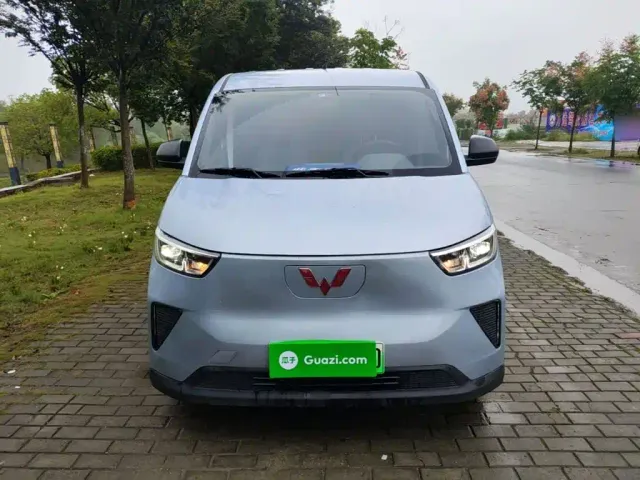 Wuling Yangguang — Фото автомобиля 2