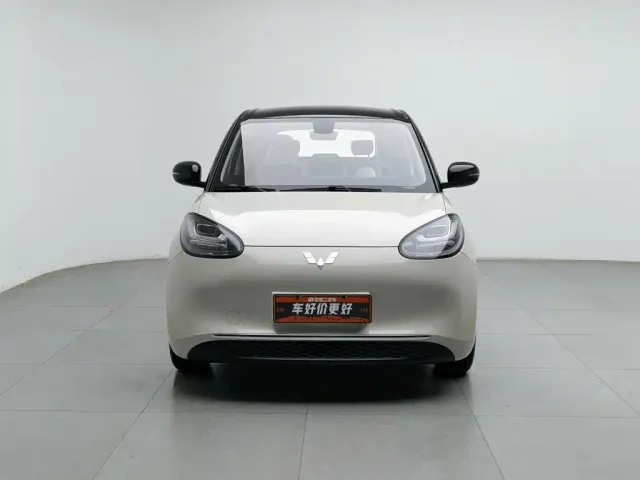 Wuling Bingo — Фото автомобиля 3