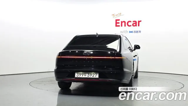 Hyundai Grandeur GN7 — Фото автомобиля 4