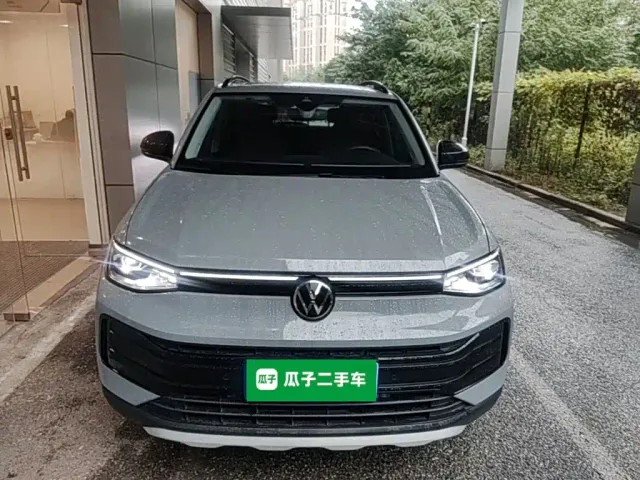 Volkswagen Tharu — Фото автомобиля 2
