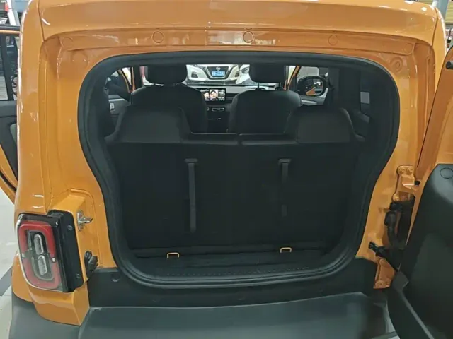Baojun Yep — Фото автомобиля 18