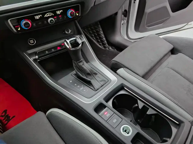 Audi Q3 — Фото автомобиля 16