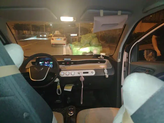 Wuling Hongguang Mini EV — Фото автомобиля 8