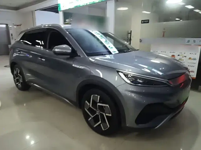 BYD Yuan PLUS — Фото автомобиля 3