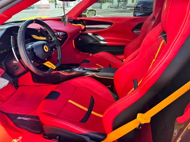 Ferrari SF90 — Фото автомобиля 8