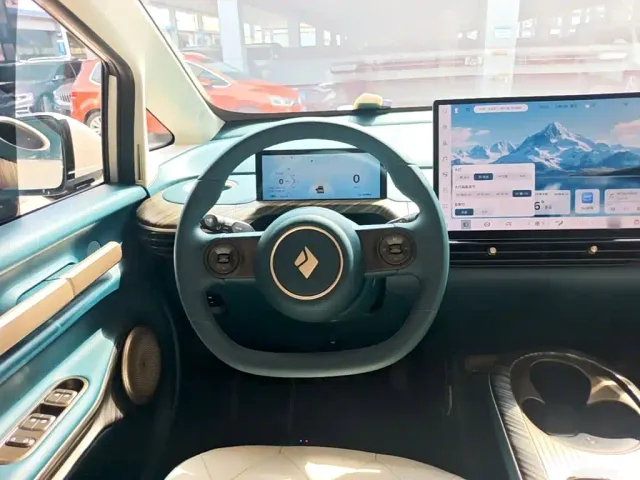 Baojun Cloud — Фото автомобиля 10