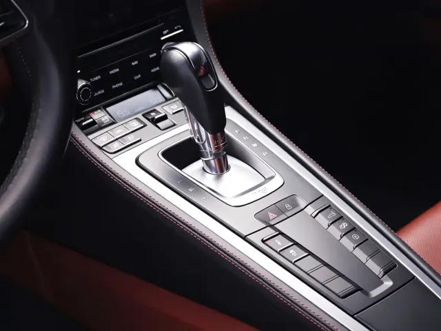 Porsche 718 — Фото автомобиля 17