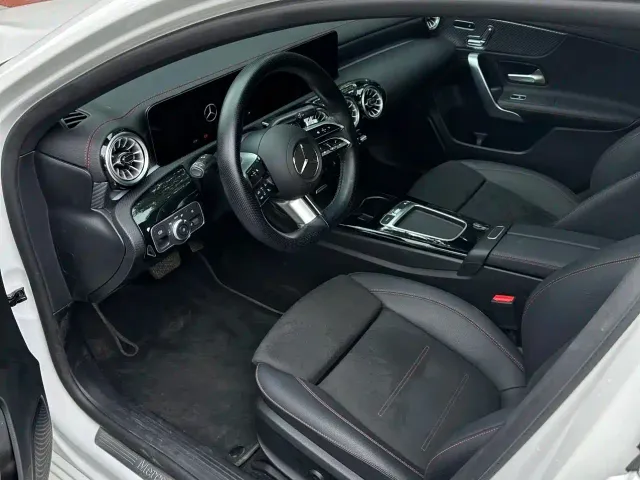 Mercedes-Benz A-Class — Фото автомобиля 4