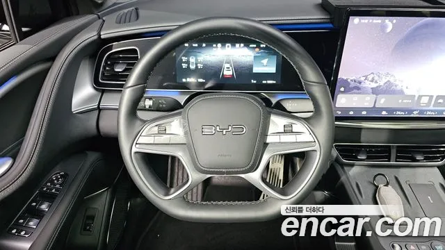 BYD Sealion 7 — Фото автомобиля 13