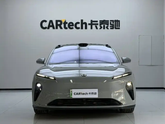Nio ET5 Touring — Фото автомобиля 2