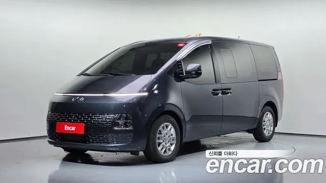 Фотография автомобиля — Hyundai Staria