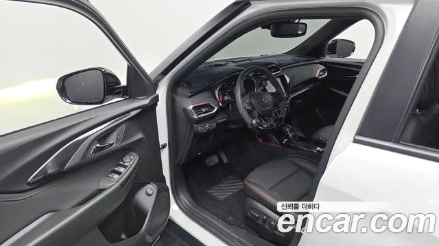ChevroletGMDaewoo Trailblazer Trailblazer 1.3 турбо 4WD — Фото автомобиля 9