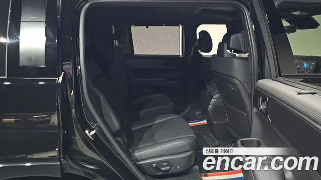 Hyundai Santafe Santa Fe (MX5) Бензин 2.5T 4WD — Фото автомобиля 9