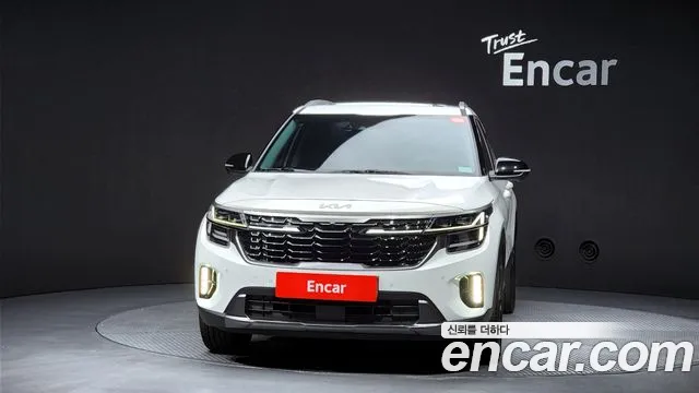 Kia Seltos Новый Seltos Бензин 1.6 турбо 2WD — Фото автомобиля 3