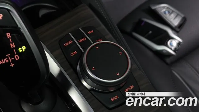 BMW 5 Series G30 — Фото автомобиля 28