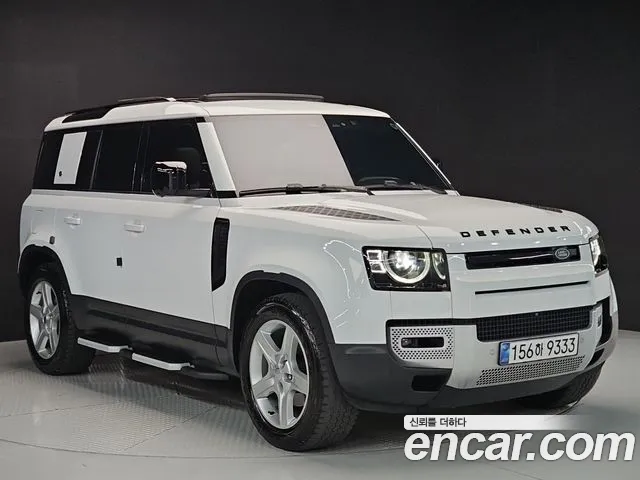 Land Rover Defender — Фото автомобиля 2