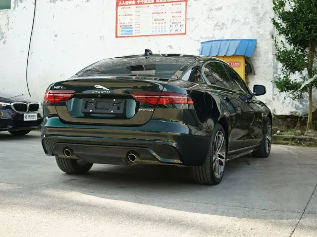 Jaguar XEL — Фото автомобиля 7