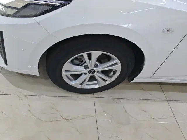 Nissan Sylphy — Фото автомобиля 22