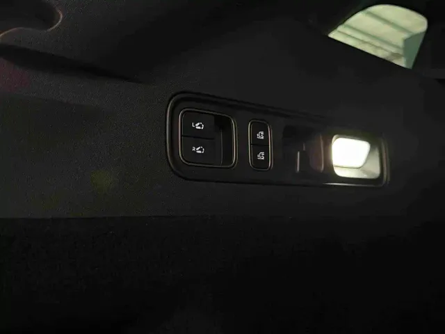 Li Auto i6 — Фото автомобиля 18