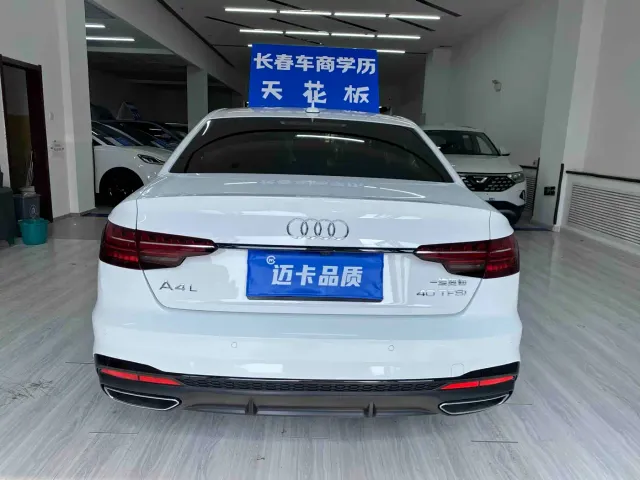 Audi A4L — Фото автомобиля 4
