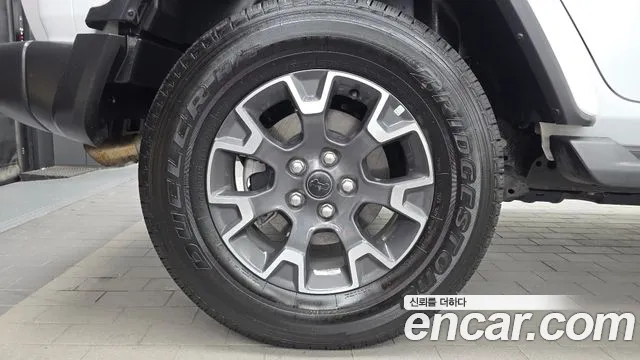 Jeep Wrangler — Фото автомобиля 5