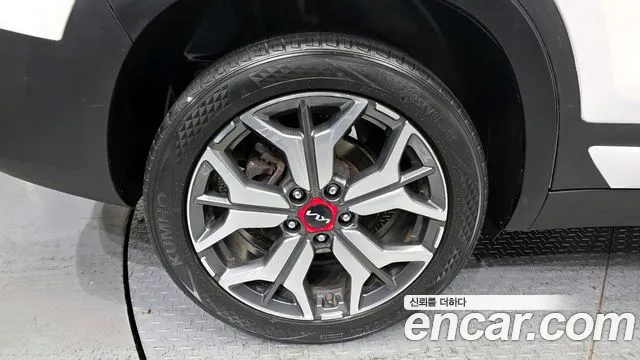 Kia Seltos Seltos Бензин 1.6 турбо 2WD — Фото автомобиля 5