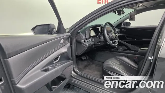 Hyundai Avante CN7 — Фото автомобиля 10