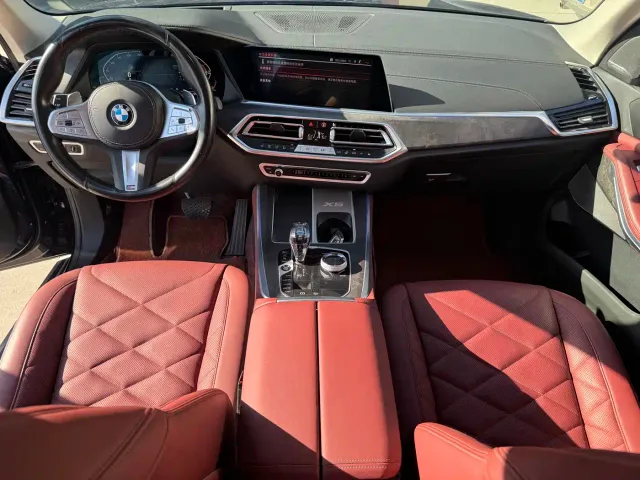 BMW X5 — Фото автомобиля 13