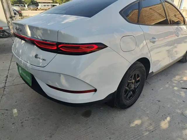 BYD Qin PLUS — Фото автомобиля 7