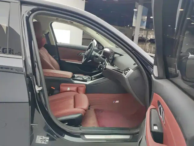 BMW i3 — Фото автомобиля 8