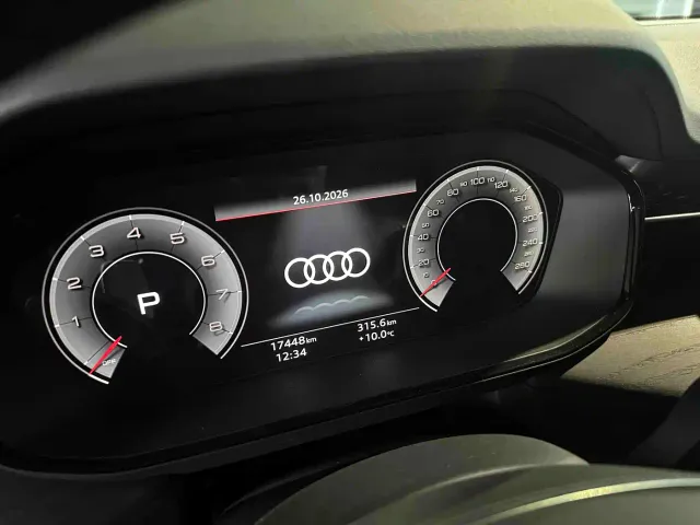 Audi Q6 — Фото автомобиля 2