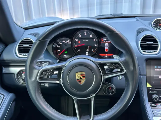Porsche 718 — Фото автомобиля 11