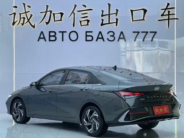 Hyundai Elantra — Фото автомобиля 6