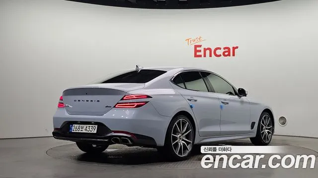 Genesis G70 — Фото автомобиля 2