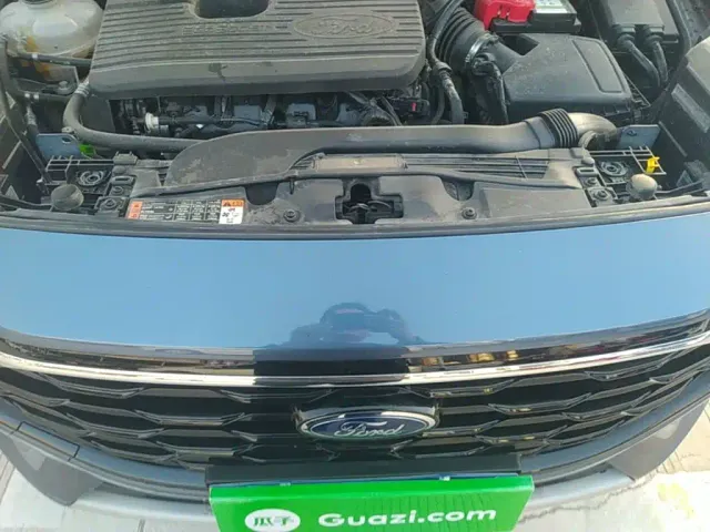 Ford Escape — Фото автомобиля 15