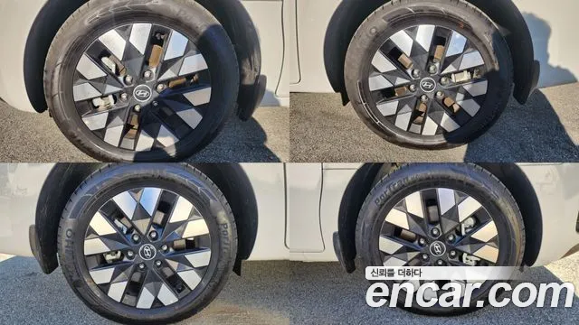 Hyundai Staria Staria 4WD Lounge 9 мест — Фото автомобиля 20