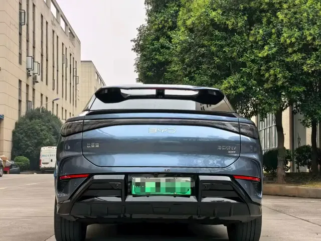 BYD Sealion 07 EV — Фото автомобиля 8