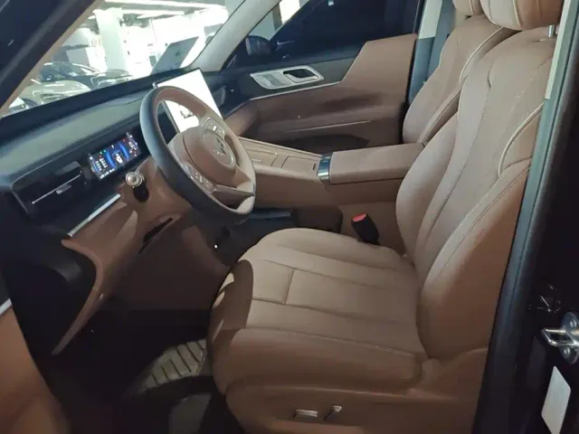 Wuling Starlight L — Фото автомобиля 9