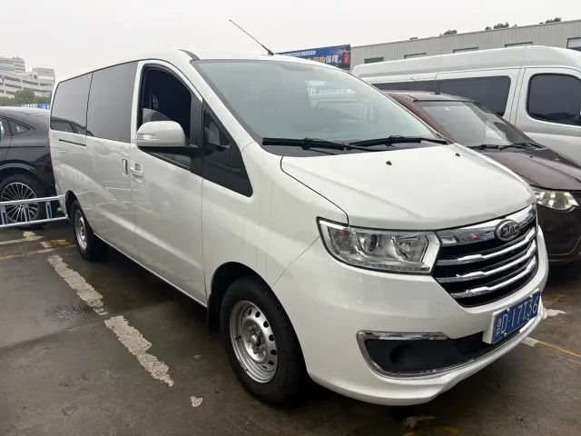 JAC Refine M3 — Фото автомобиля 3