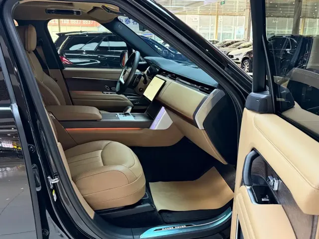 Land Rover Range Rover — Фото автомобиля 6