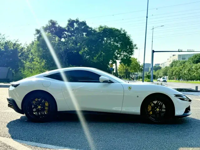 Ferrari Roma — Фото автомобиля 7