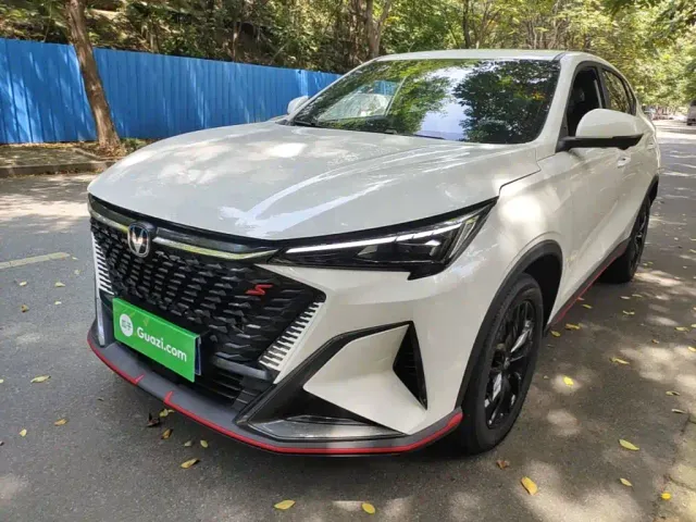 Фотография автомобиля — Changan X5 Plus