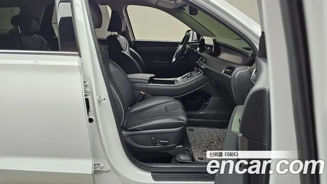Hyundai Palisade Palisade Дизель 2.2 2WD — Фото автомобиля 11