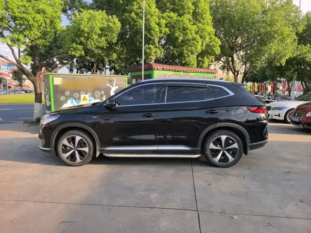 BYD Song PLUS — Фото автомобиля 16