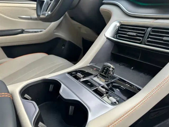 BYD Song PLUS — Фото автомобиля 19
