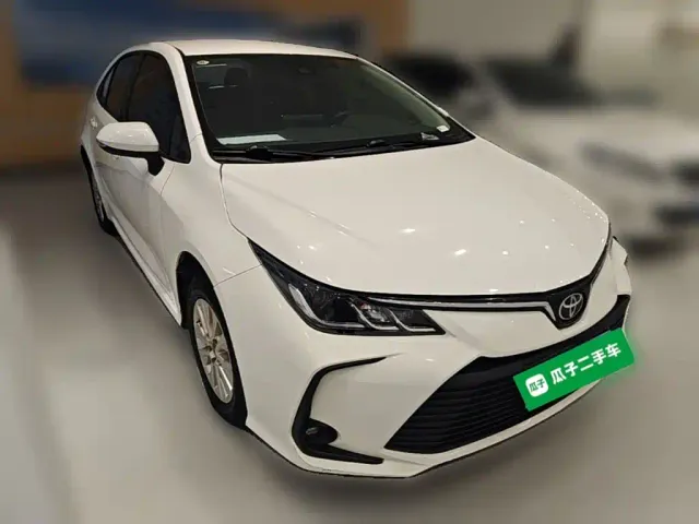 Toyota Corolla — Фото автомобиля 5