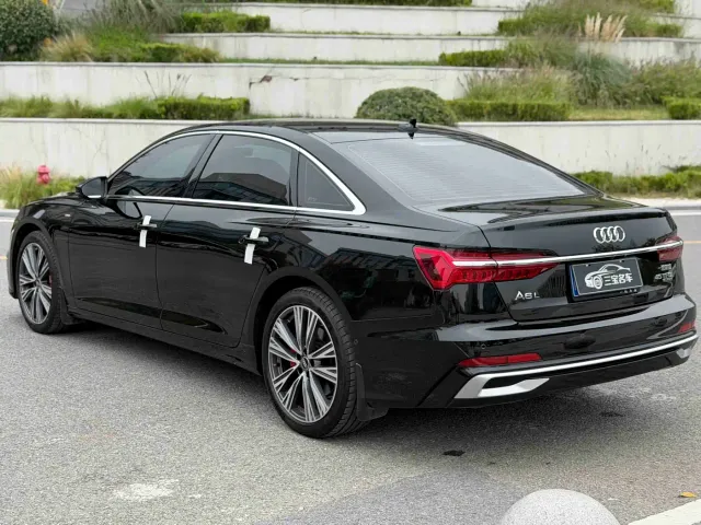 Audi A6L — Фото автомобиля 7